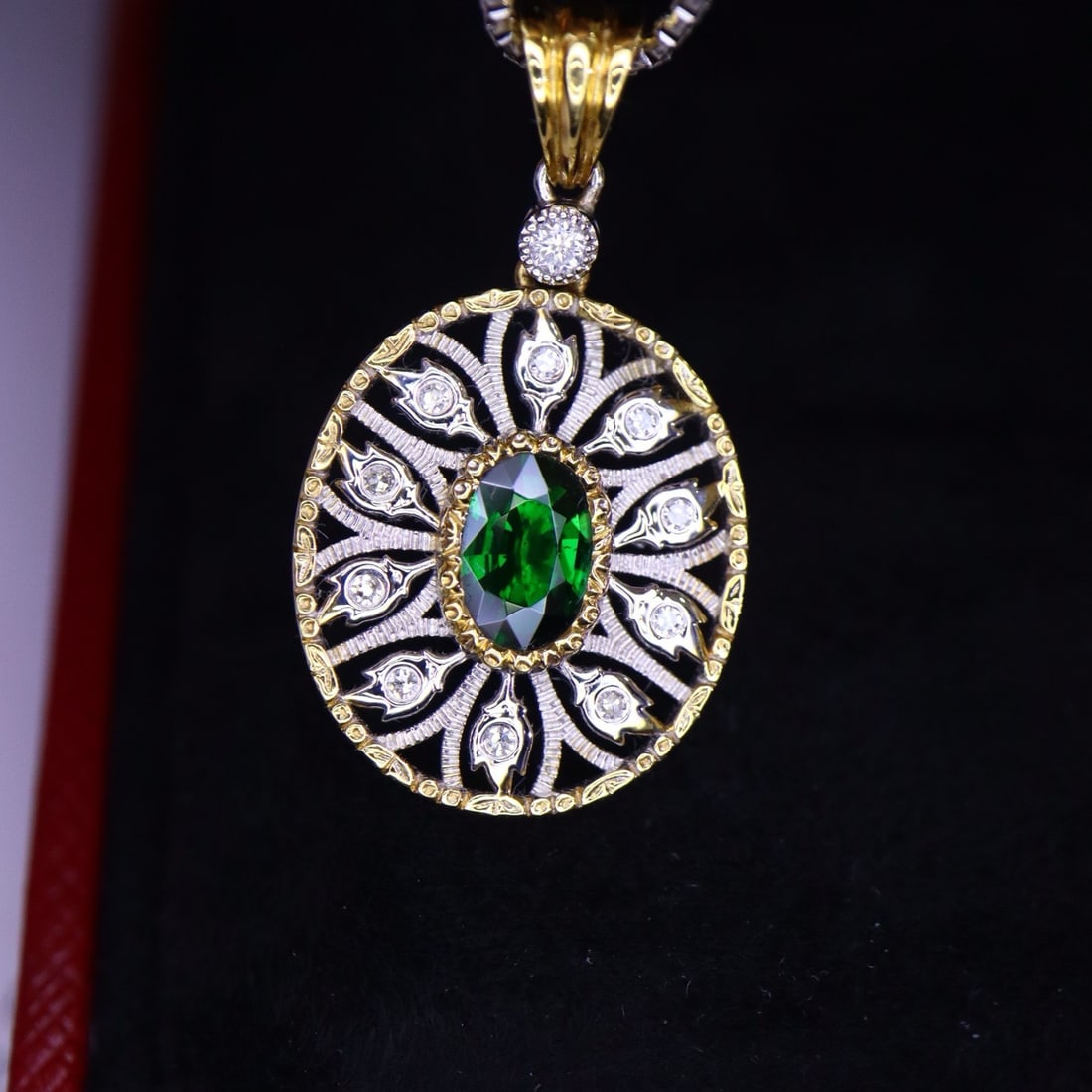 14k Gold 0.64 Ctw Vivid Green Natural Tsavorite & Diamond Pendant( Without Chain ) - 3