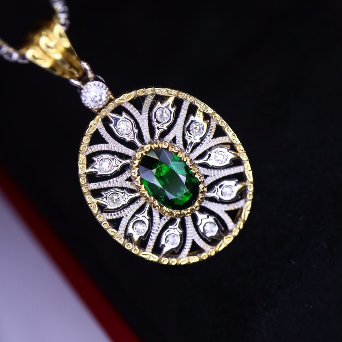 14k Gold 0.64 Ctw Vivid Green Natural Tsavorite & Diamond Pendant( Without Chain ) - 5