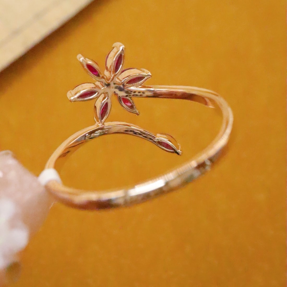 14k Gold 0.34 Ctw Natural Ruby & Diamond Ring - 5