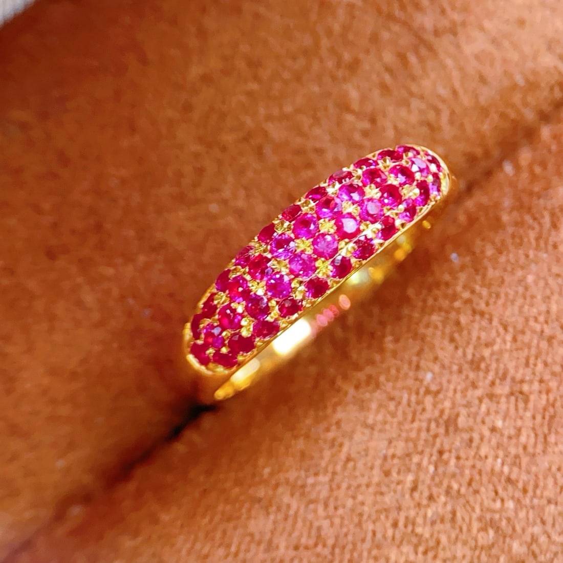 14k Gold 0.9 Ct Natural Ruby Ring: Ref:231126335 // gold content:14k gold // ring size:7. 25us // // main gemstone:ruby // shape:round // carat weight:0. 9ct // color:red // treatment:natural // cut grade:g // High Estimate: