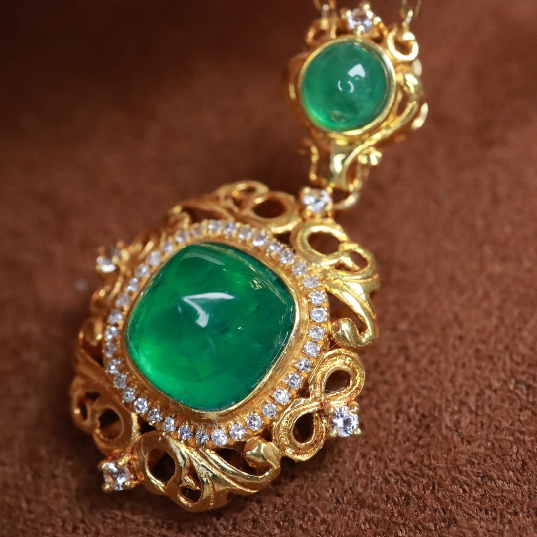 14k Gold 2.5 Ct Natural Emerald & Diamond & Sapphire Pendant( Without Chain ) - 5