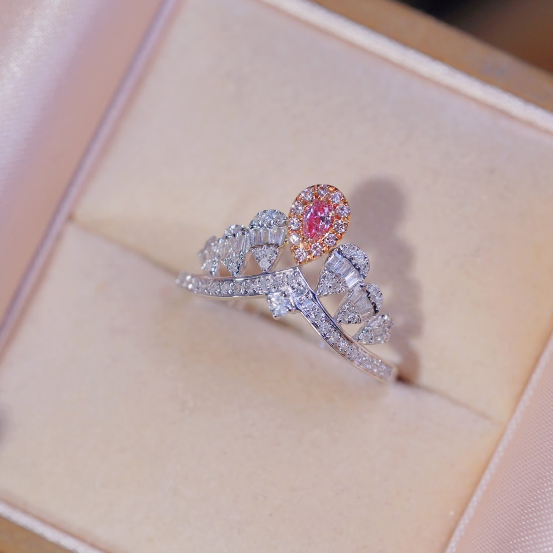 14k Gold 0.55 Ct Natural Color Diamond Ring: Ref:231126352 // gold content:14k gold // ring size:7. 25us // // main gemstone:diamond // shape:multiple // carat weight:0. 55ct // clarity grade:vs-si // color:color // treatment:natural // Low Est