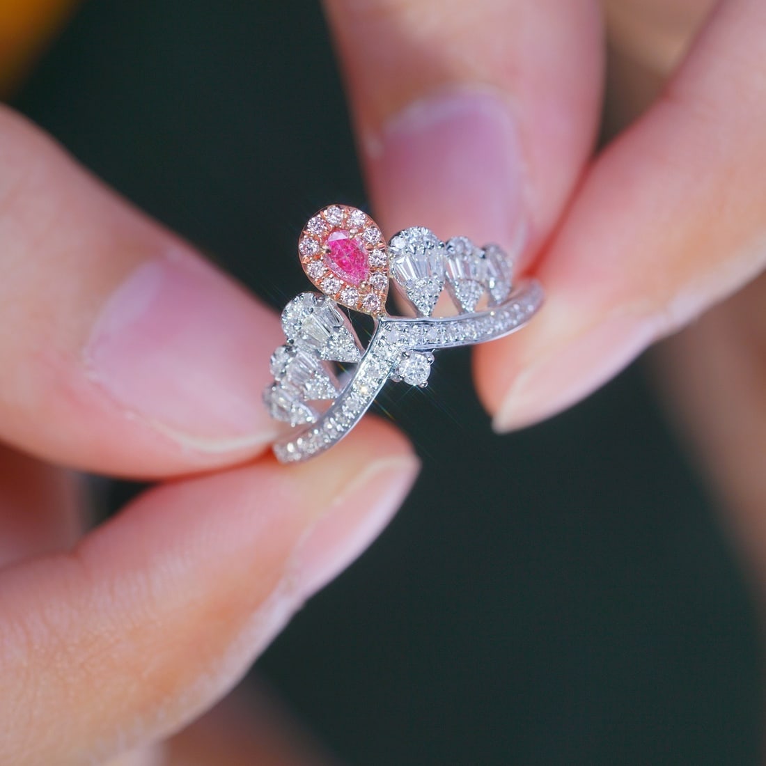 14k Gold 0.55 Ct Natural Color Diamond Ring - 4