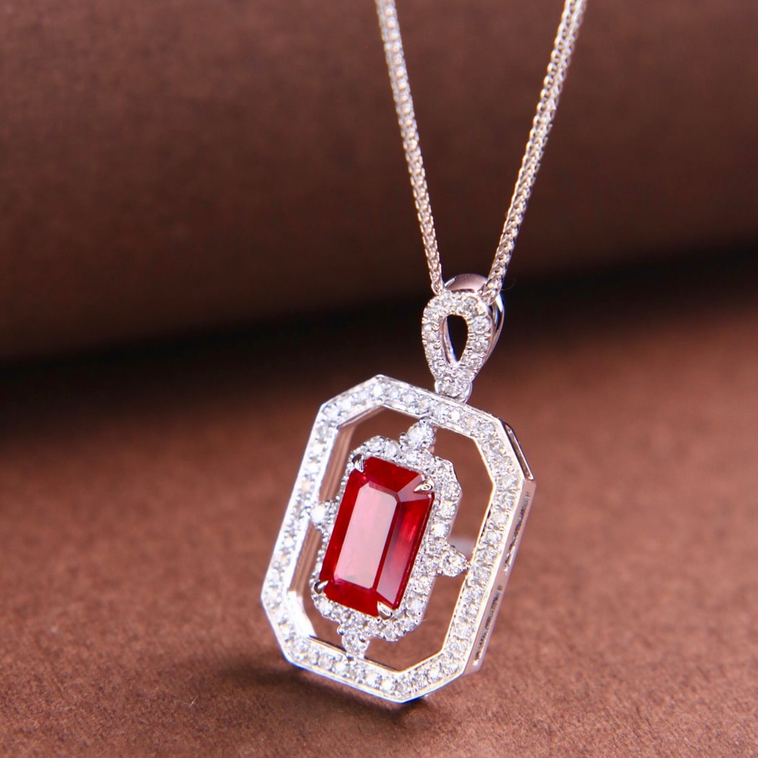 14k Gold 1.38 Ctw Vivid Red Natural Ruby & Diamond Necklace - 3