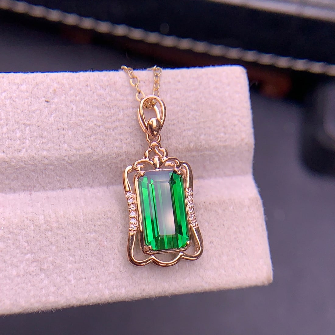 14k Gold 3.08 Ct Natural Tourmaline & Diamond Pendant( Without Chain ) - 2