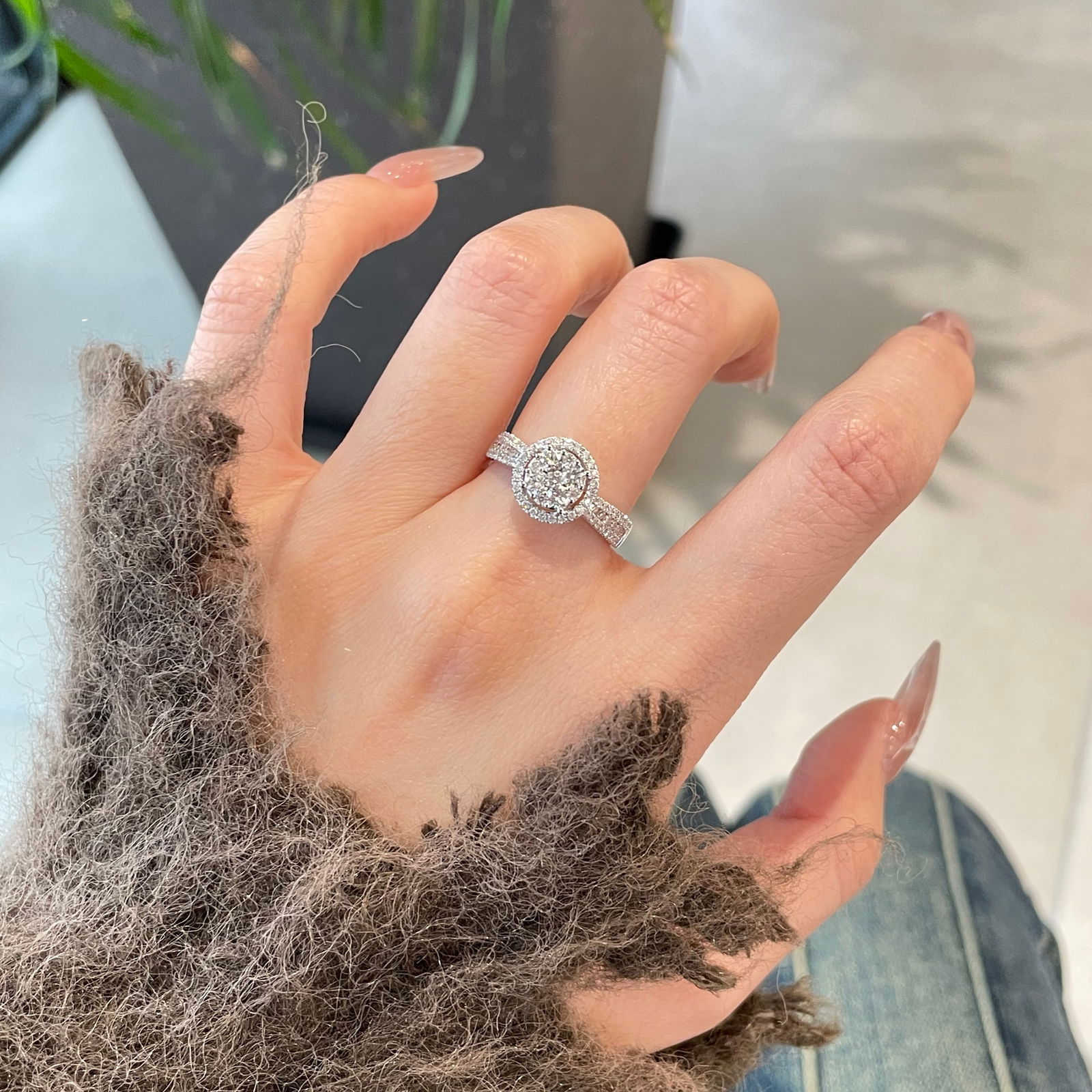 14k Gold 0.75 Ct Natural H Diamond Ring - 2