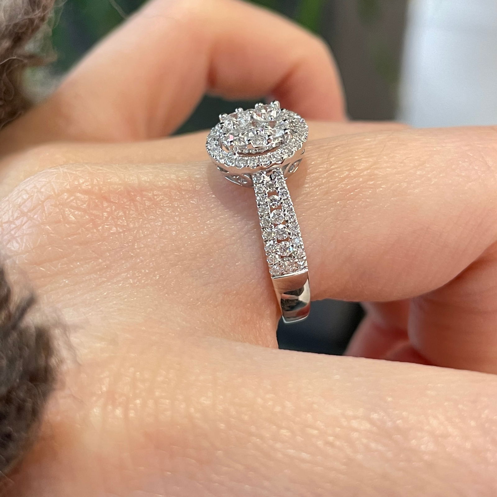 14k Gold 0.75 Ct Natural H Diamond Ring - 4