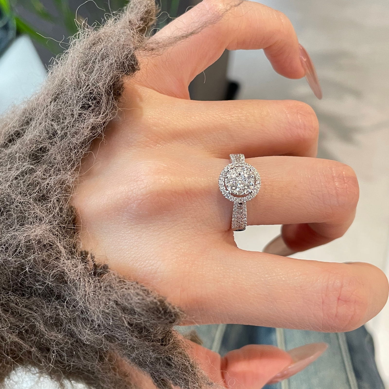 14k Gold 0.75 Ct Natural H Diamond Ring - 5