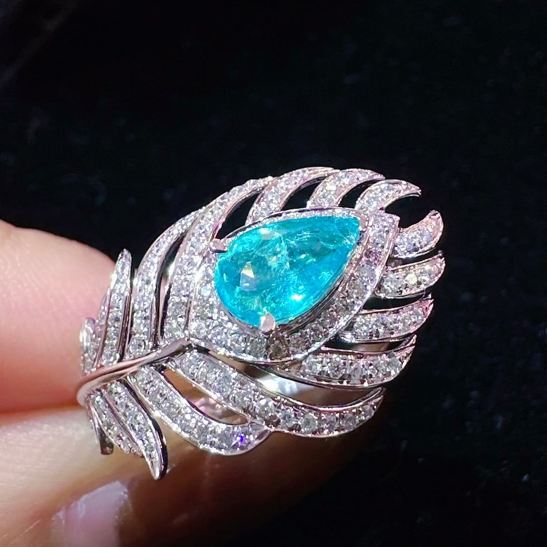 14k Gold 1.35 Ctw Natural Paraiba Tourmaline & Diamond Ring - 2