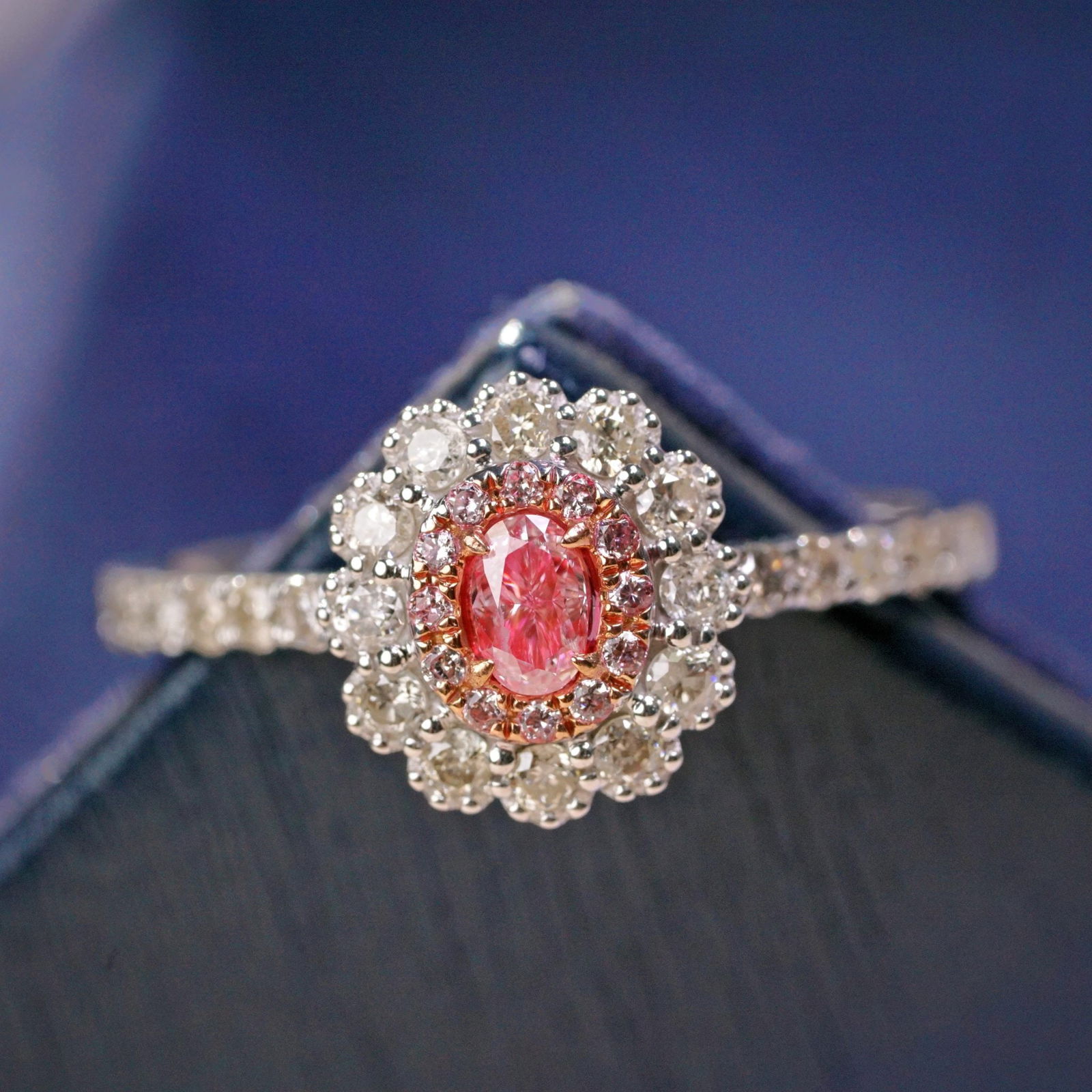 14k Gold 0.68 Ctw Natural Pink Diamond & Diamond Ring (1 of 6)