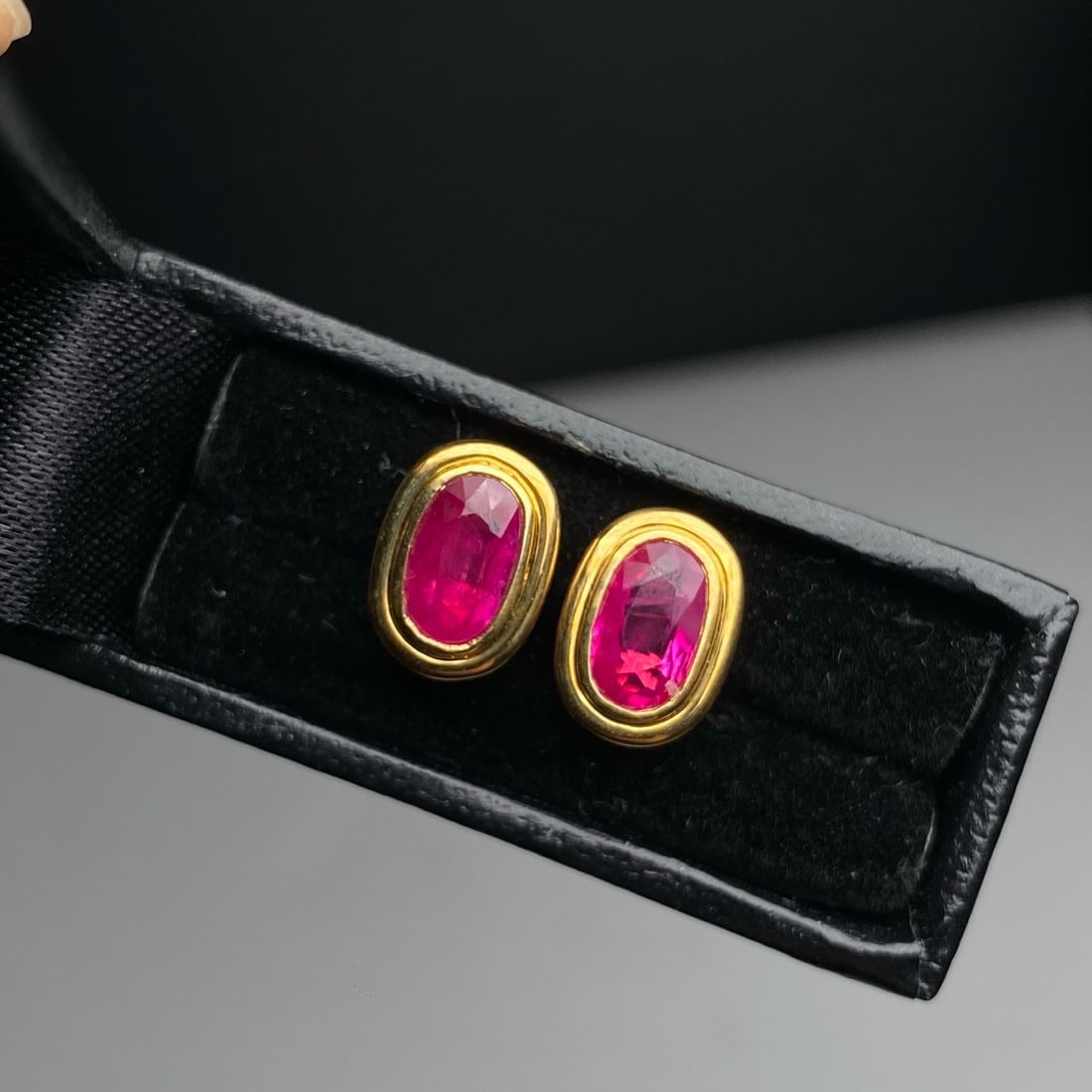 14k Gold 1.87 Ct Natural Ruby Earrings (1 of 6)