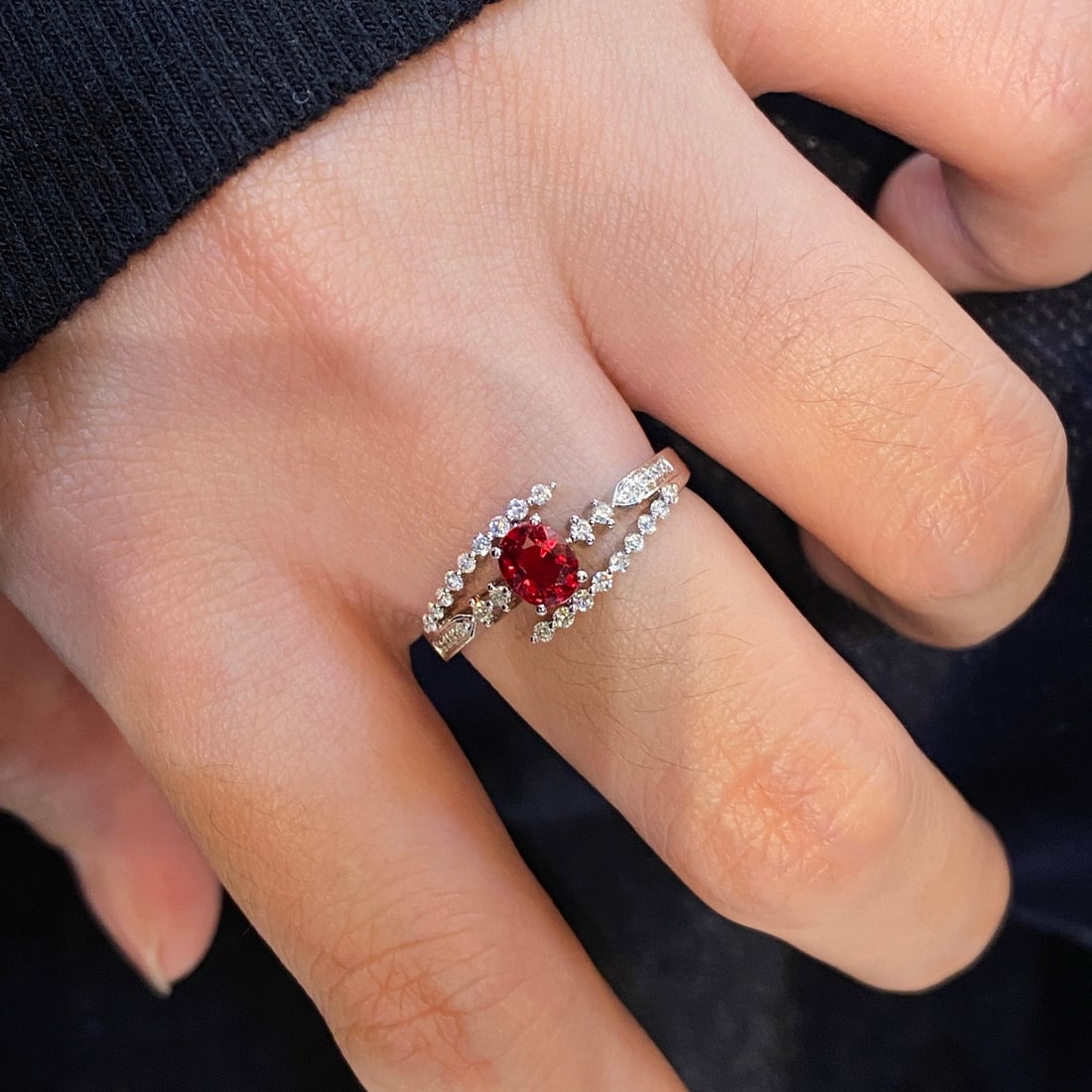 14k Gold 0.71 Ctw Natural Ruby & Diamond Ring - 3