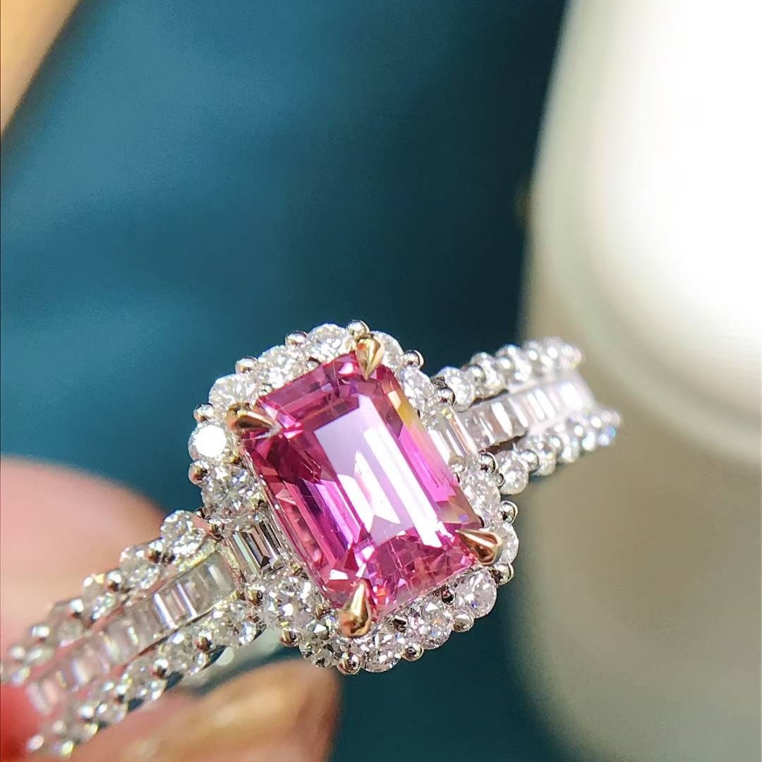 14k Gold 1.56 Ctw Natural Padparadscha Sapphire & Diamond Ring - 4