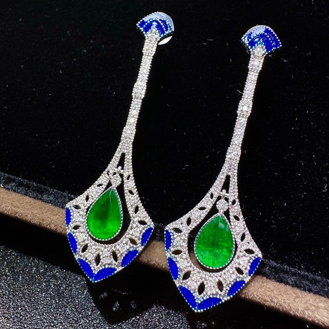 14k Gold 2.08 Ctw Vivid Green Natural Emerald & Diamond Earrings - 2