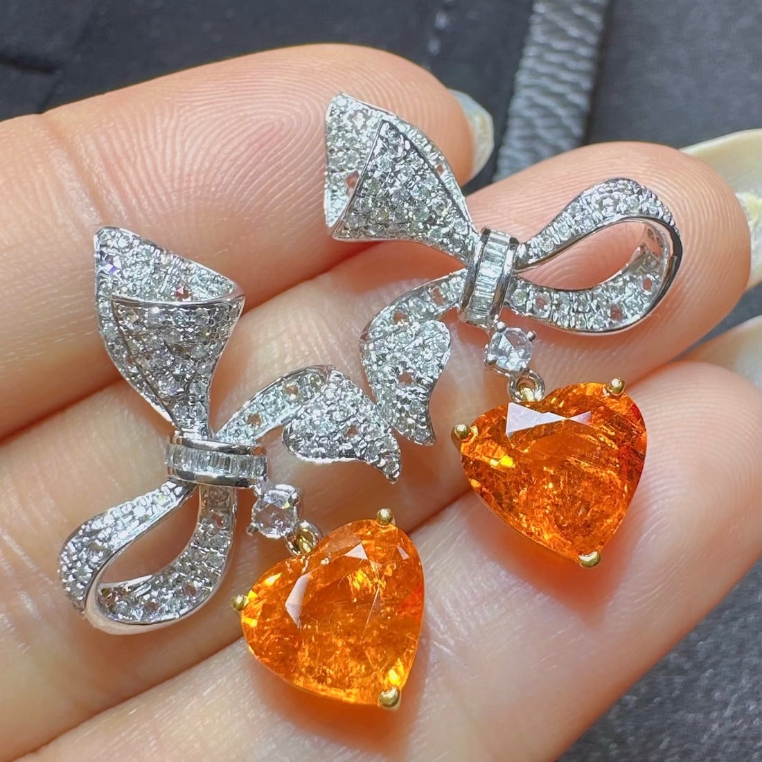 14k Gold 5.78 Ctw Natural Spessartine & Diamond Earrings: Ref:231126416 // gold content:14k gold // main gemstone:spessartine // shape:heart // carat weight:5. 18ct // color:orange // treatment:natural // // adjacent gemstone 2 : diamond // shape:multiple //