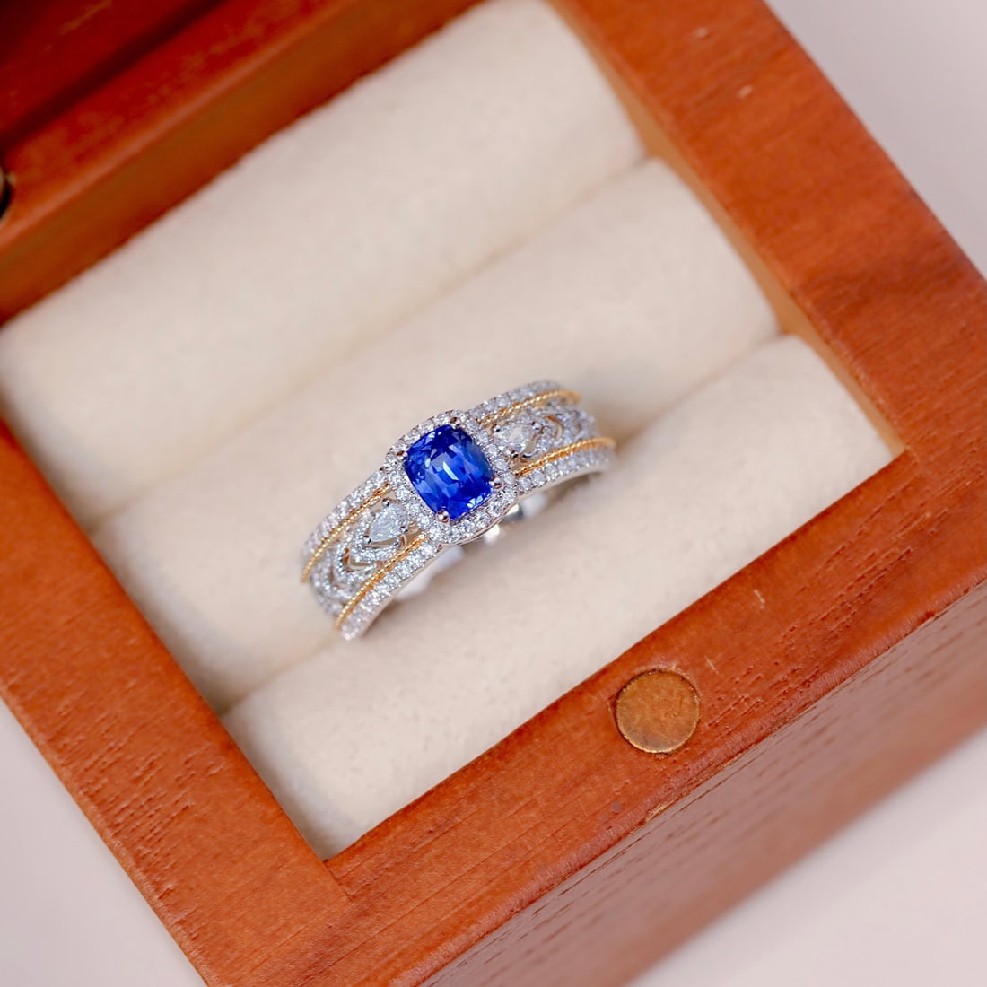 14k Gold 1.13 Ctw Natural Sapphire & Diamond Ring - 6