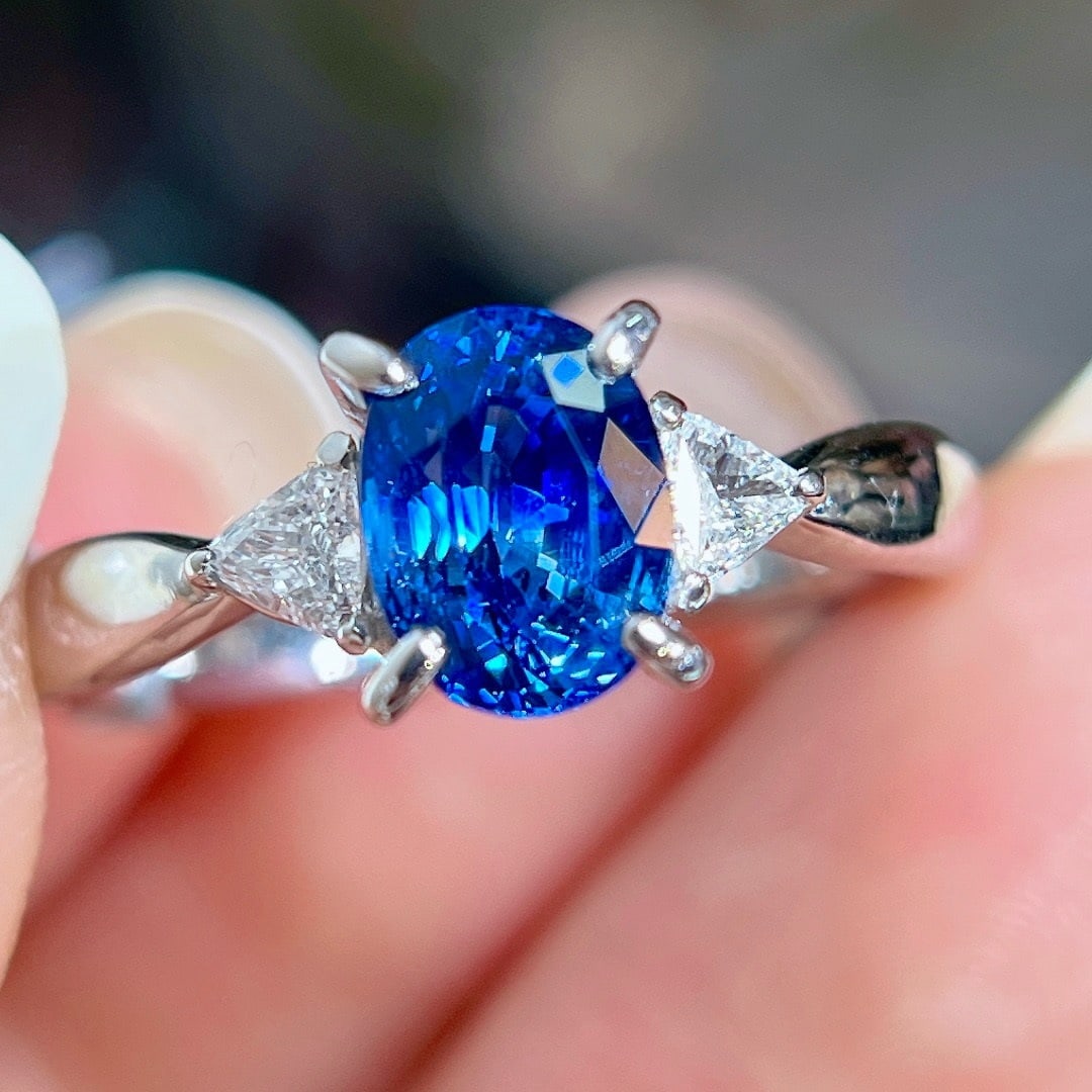 14k Gold 2.05 Ctw Natural Sapphire & Diamond Ring - 3