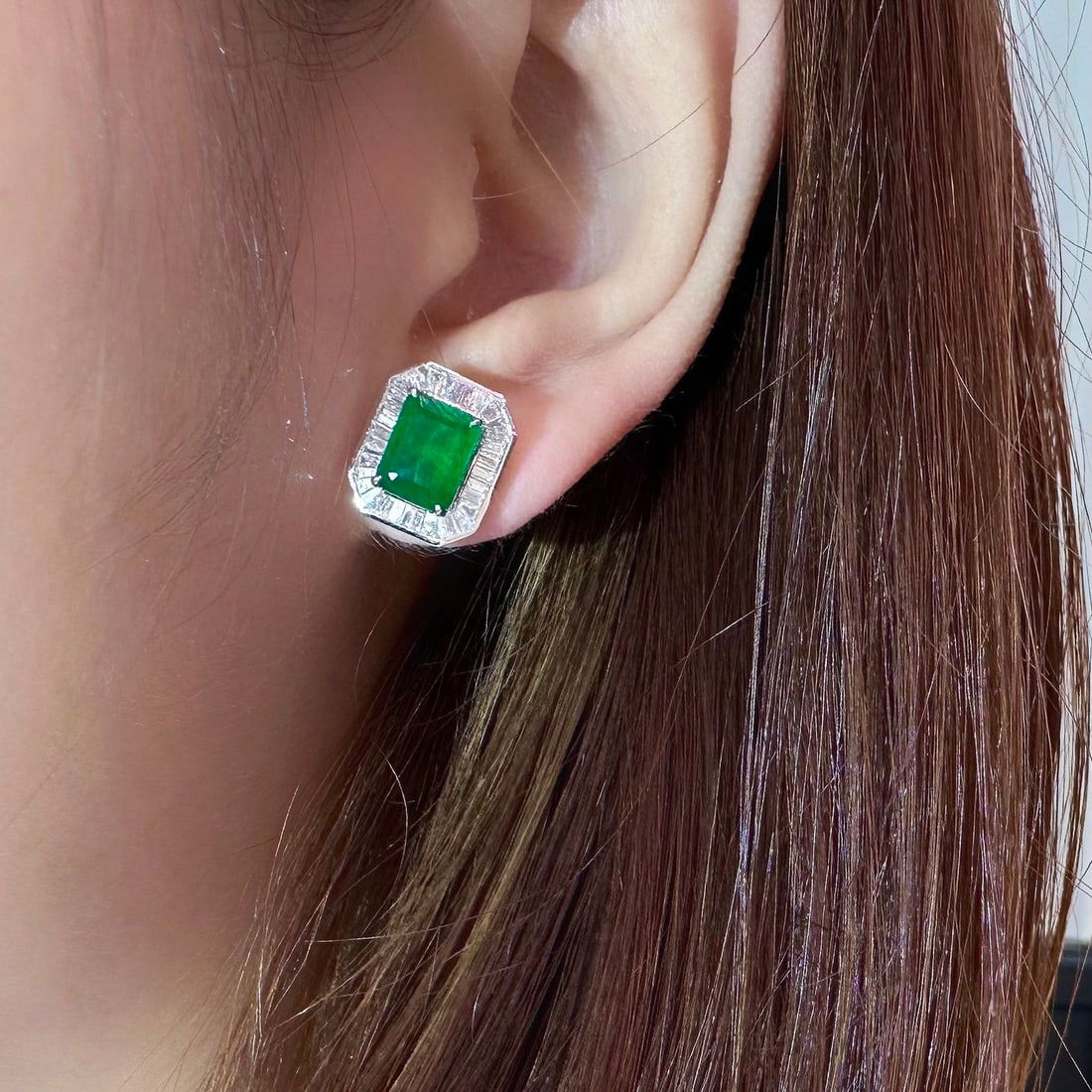 14k Gold 3.89 Ctw Vivid Green Natural Emerald & Diamond Earrings - 4