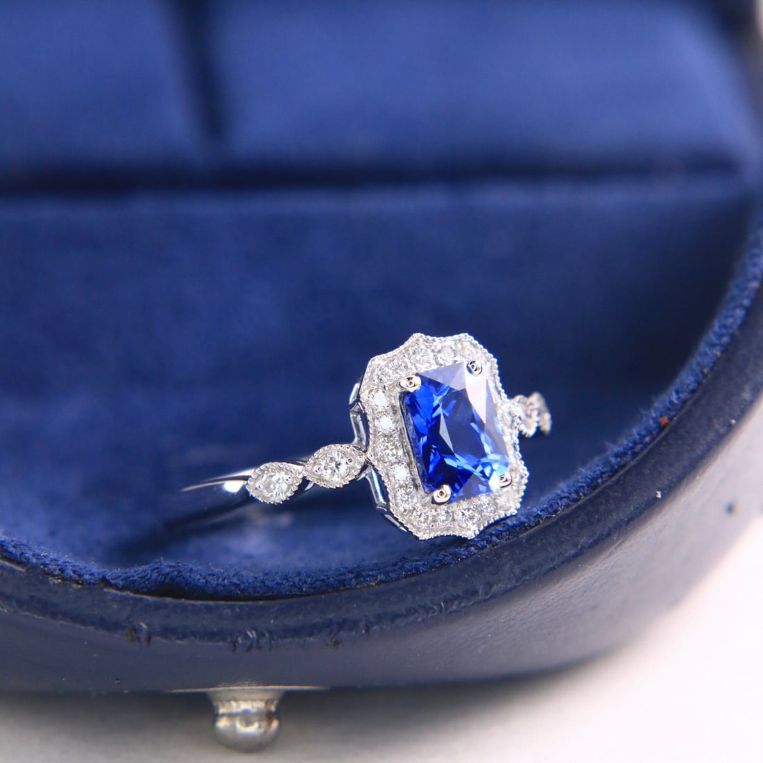 14k Gold 1.30 Ctw Natural Sapphire & Diamond Ring - 2