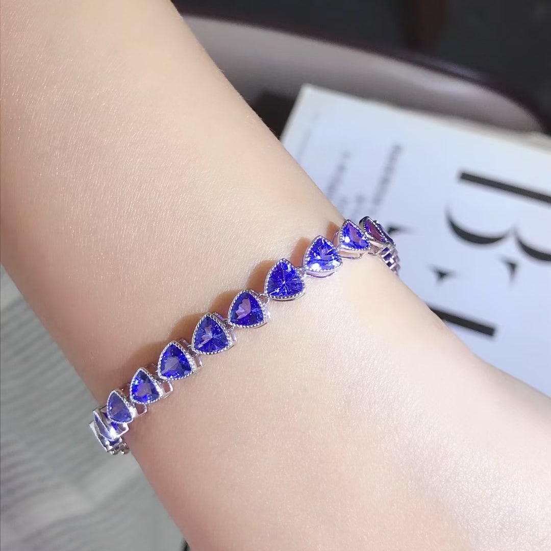 14k Gold 8 Ct Natural Tanzanite Bracelet - 4