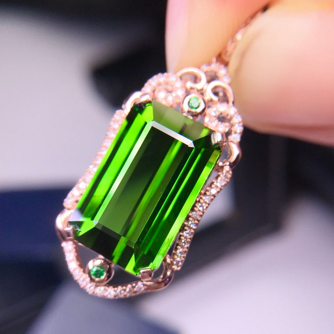 14k Gold 7.05 Ct Natural Tourmaline & Diamond Pendant( Without Chain ) - 3