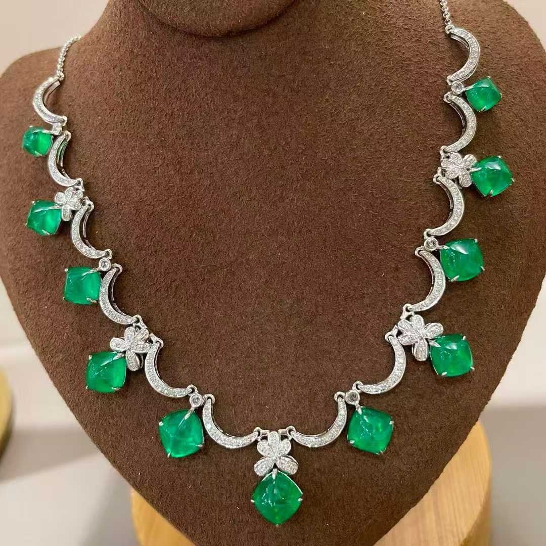 14k Gold 10.57 Ct Natural Emerald & Diamond & Sapphire Necklace - 3