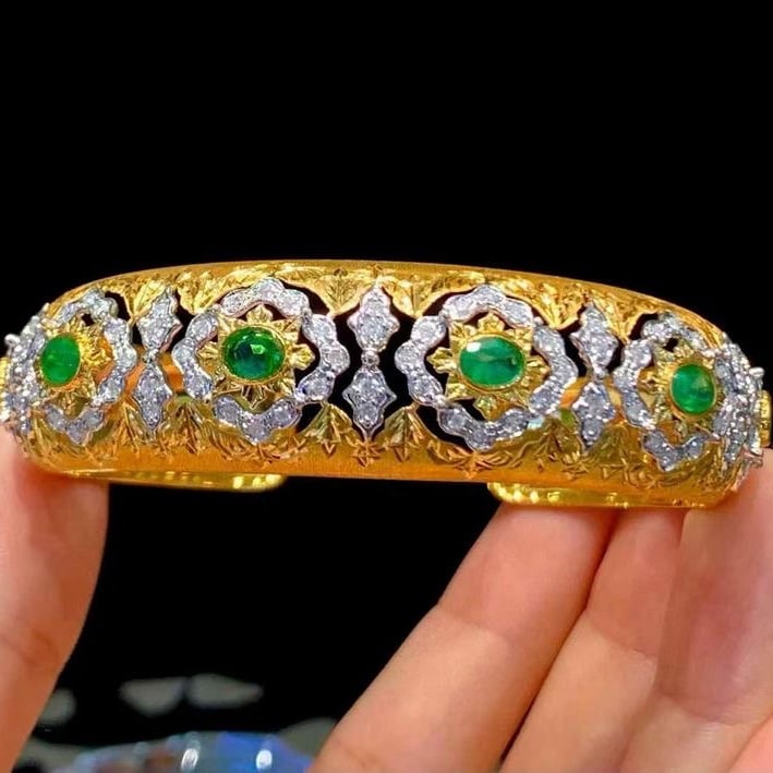 14k Gold 2.4 Ct Natural Emerald & Diamond Bangle - 2