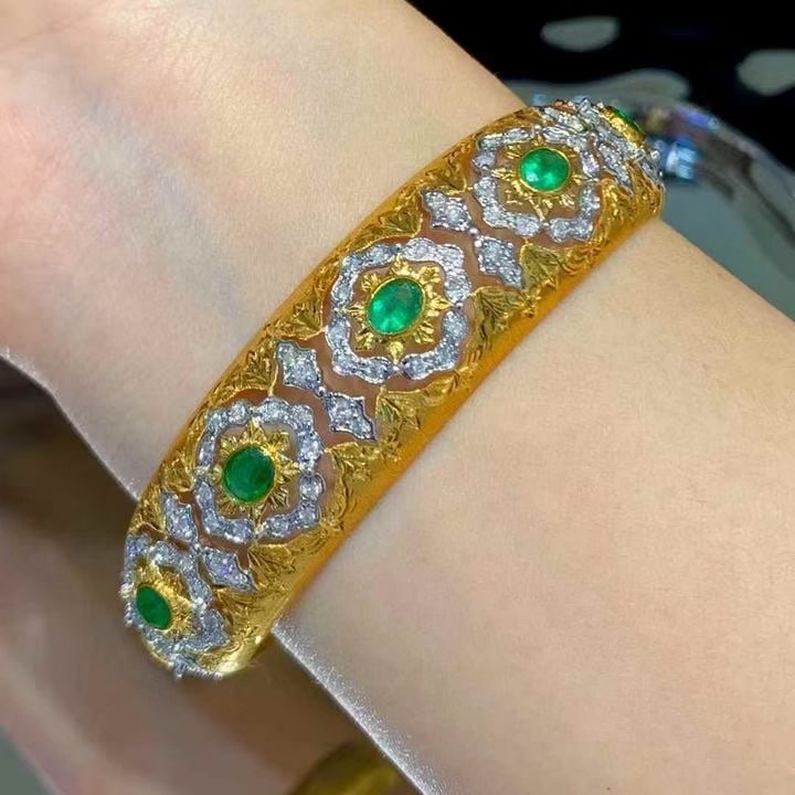 14k Gold 2.4 Ct Natural Emerald & Diamond Bangle - 5
