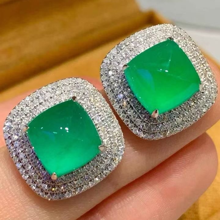 14k Gold 6.5 Ct Natural Emerald & Diamond Earrings - 5