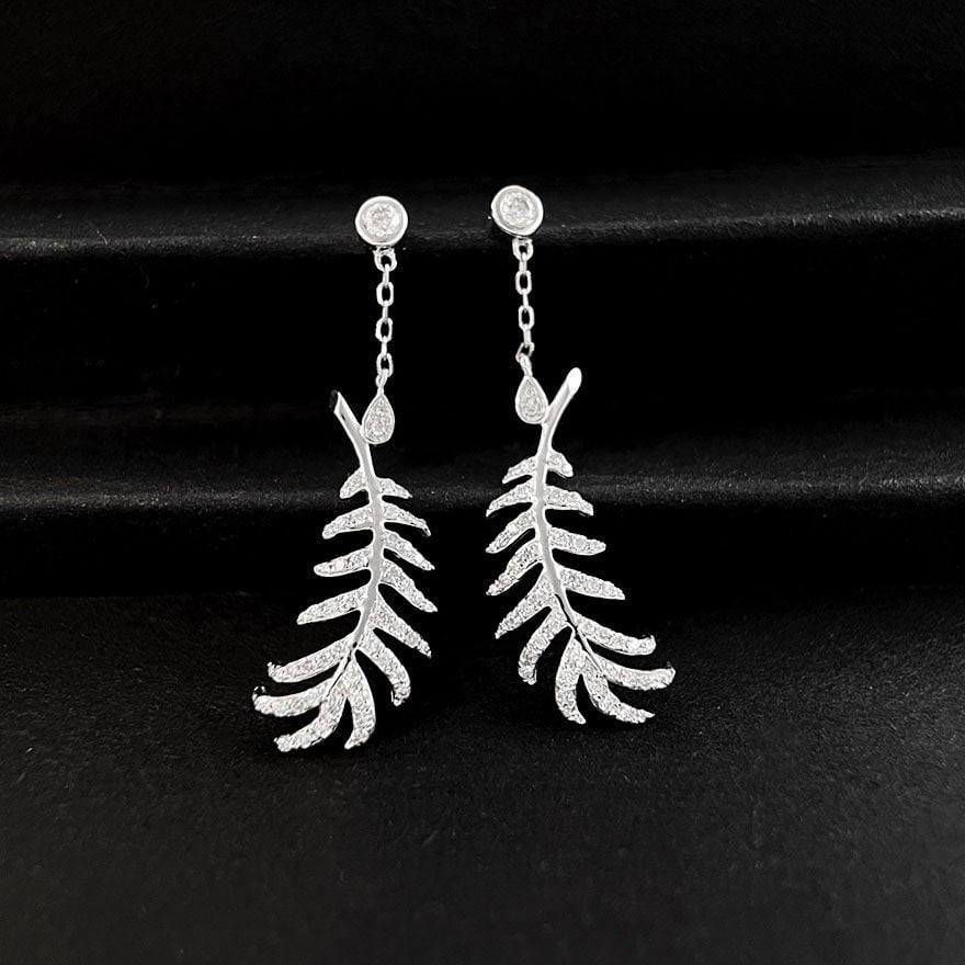 14k Gold 0.50 Ct Natural H Diamond Earrings: Ref:231139043 // gold content:14k gold // main gemstone:diamond // shape:round // carat weight:0. 50ct // clarity grade:vs-si // color:h // treatment:natural // cut grade:g // Condition: NewLow