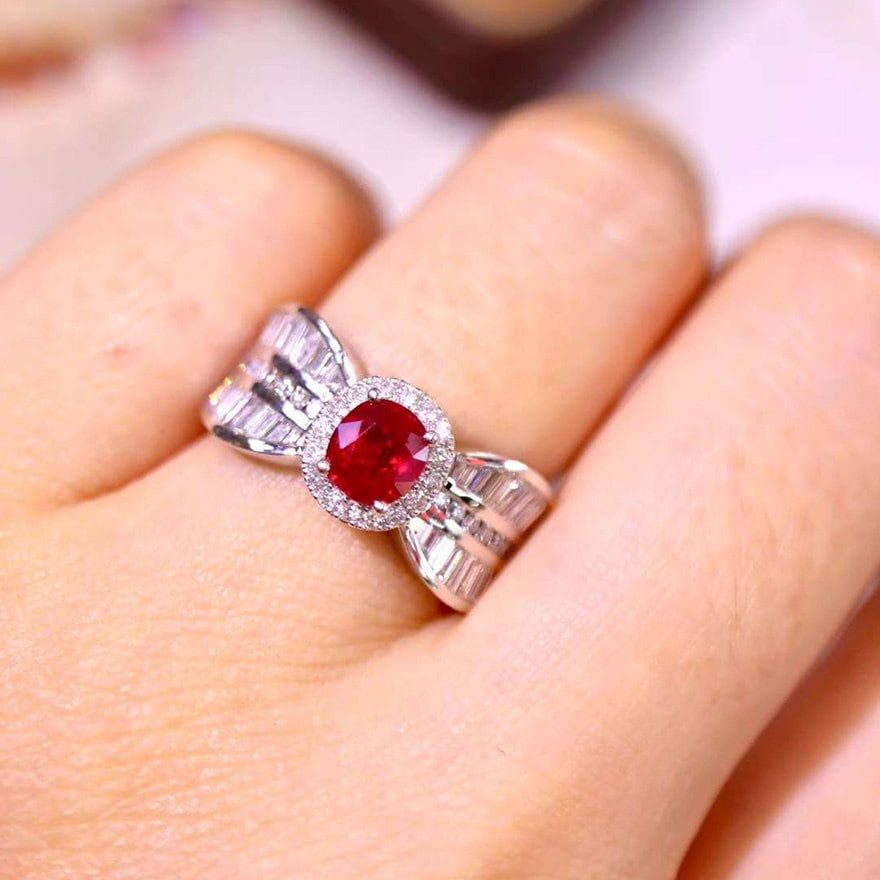 14k Gold 1.82 Ctw Natural Ruby & Diamond Ring - 2