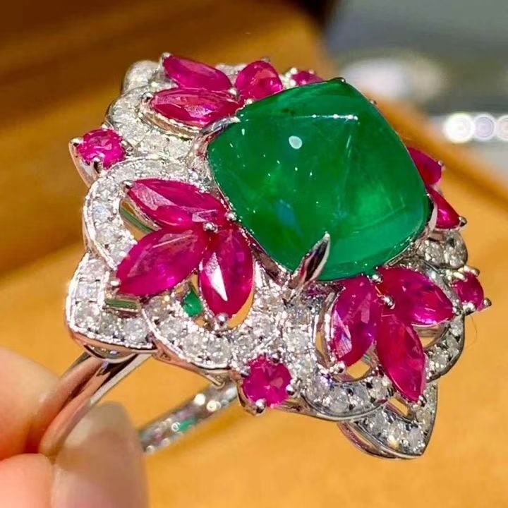 14k Gold 4.95 Ct Natural Emerald & Diamond Ring - 3