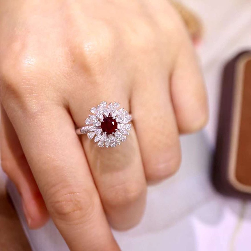 14k Gold 1.75 Ctw Natural Ruby & Diamond Ring - 3