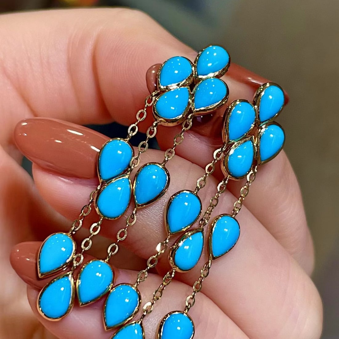 14k Gold 8.0 Ct Natural Blue Turquoise Earrings - 4