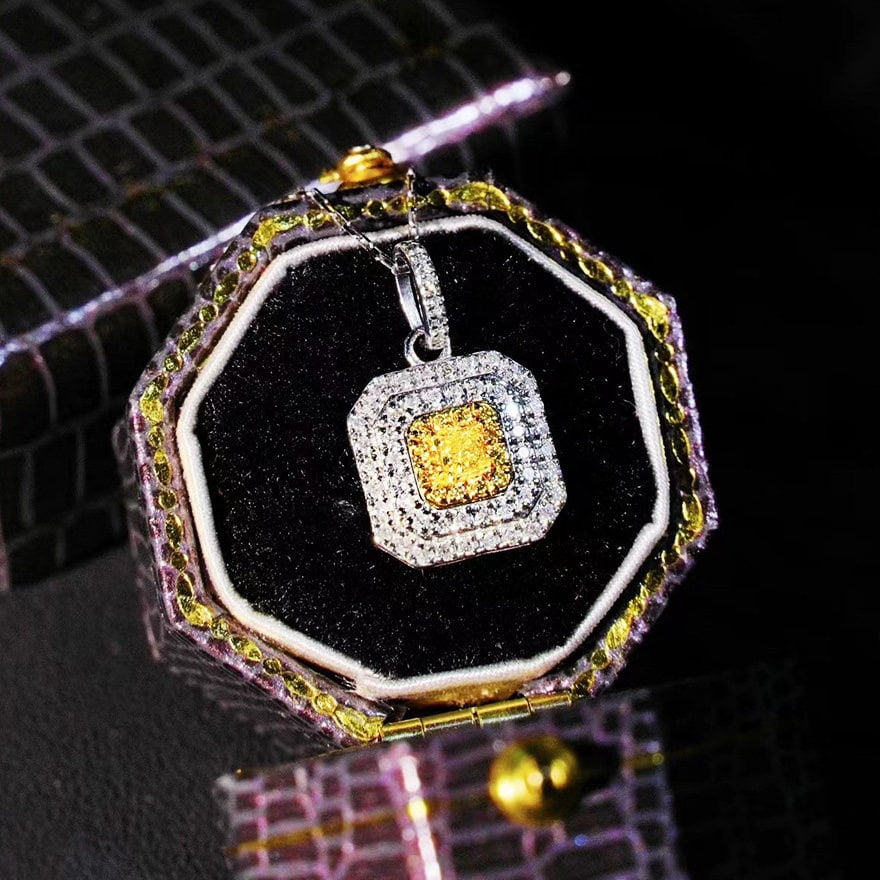 14k Gold 0.52 Ct Natural Color Diamond Necklace: Ref:231139134 // gold content:14k gold // main gemstone:color diamond // shape:multiple // carat weight:0. 52ct // clarity grade:vs-si // color:color // treatment:natural // Condition: NewLow