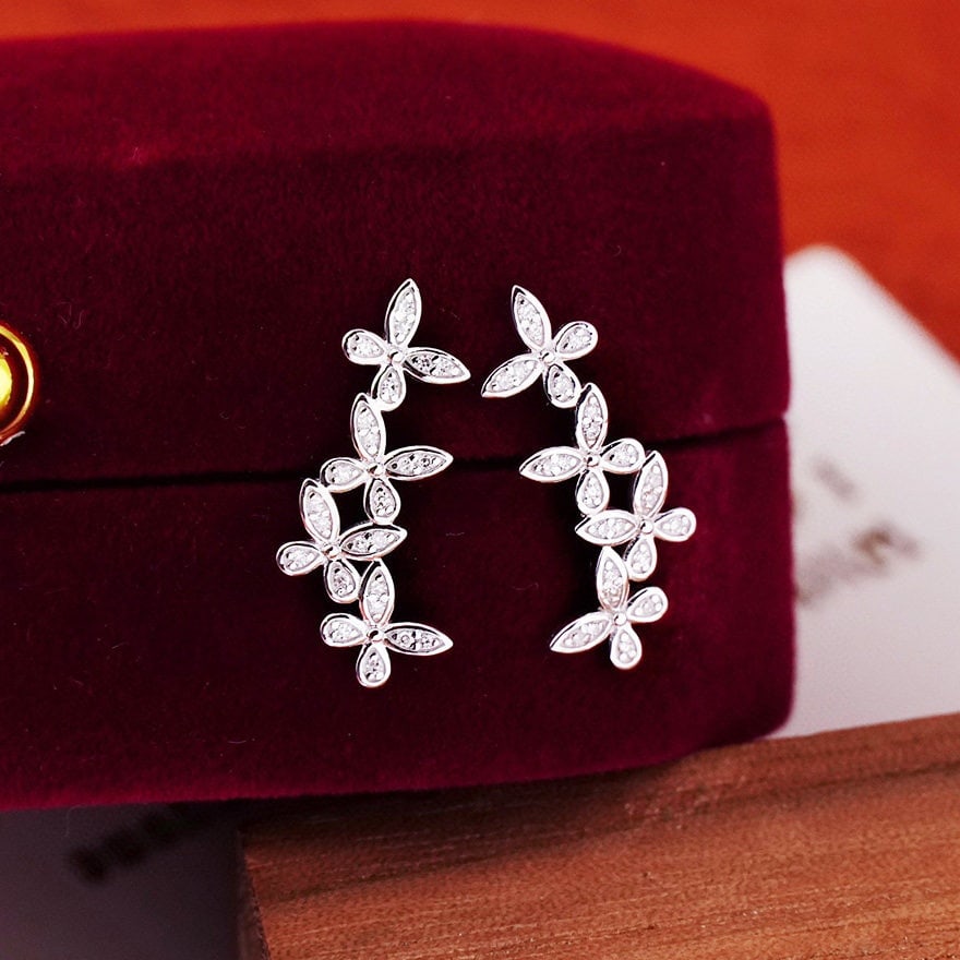 14k Gold 0.38 Ct Natural H Diamond Earrings: Ref:231139138 // gold content:14k gold // main gemstone:diamond // shape:round // carat weight:0. 38ct // clarity grade:vs-si // color:h // treatment:natural // cut grade:g // Condition: NewLow