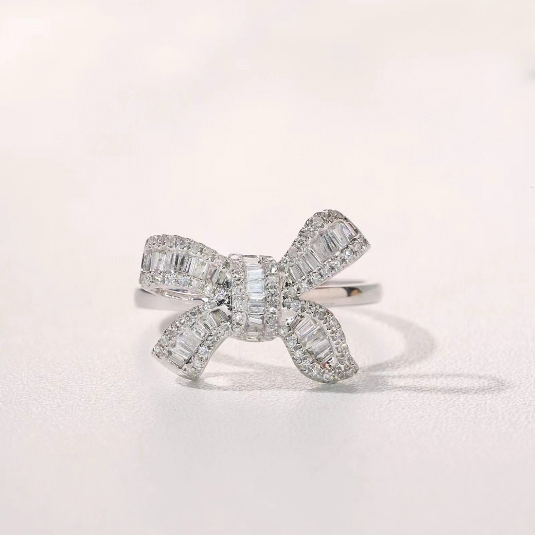 14k Gold 0.5 Ct Natural H Diamond Ring - 7