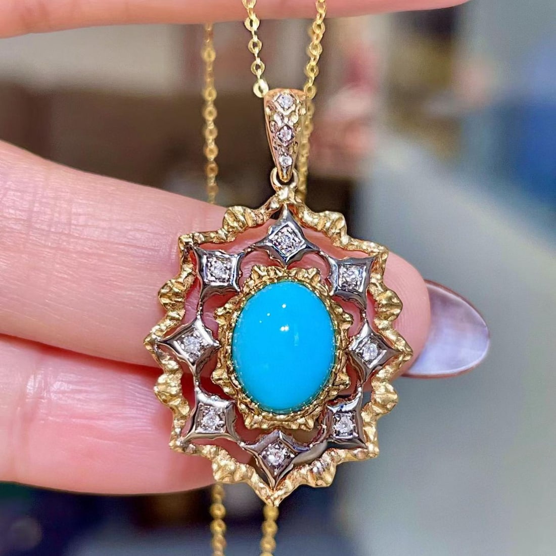 14k Gold 2.48 Ctw Natural Blue Turquoise & Diamond Pendant( Without Chain ): Ref:231139155 // gold content:14k gold // main gemstone:blue turquoise // shape:oval // carat weight:2. 39ct // color:blue // treatment:natural // // adjacent gemstone 2 : diamond // shape:round //