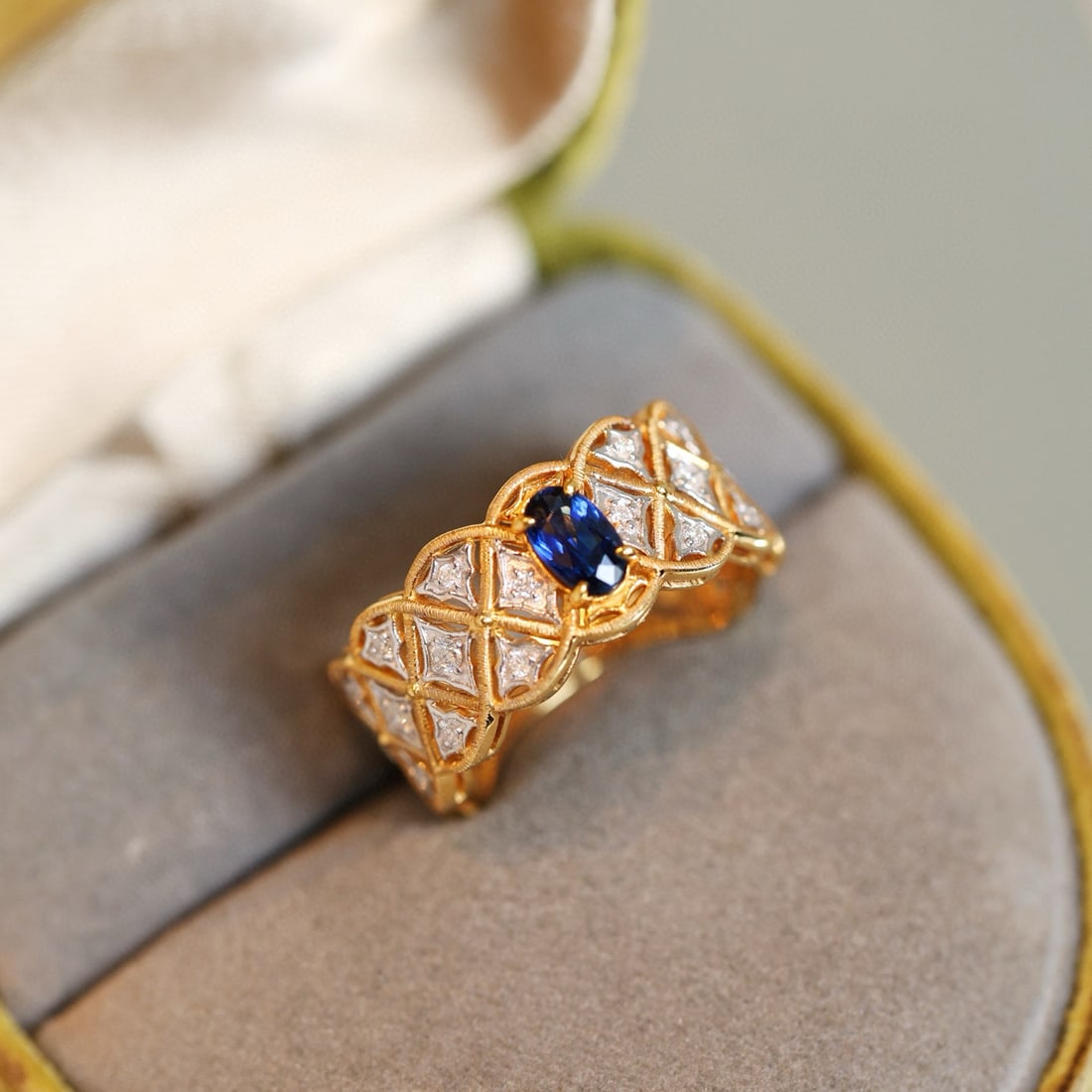 14k Gold 0.86 Ctw Natural Sapphire & Diamond Ring - 4