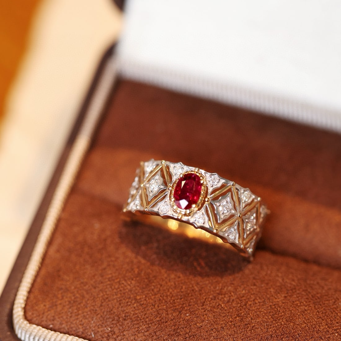 14k Gold 0.82 Ctw Natural Ruby & Diamond Ring - 8