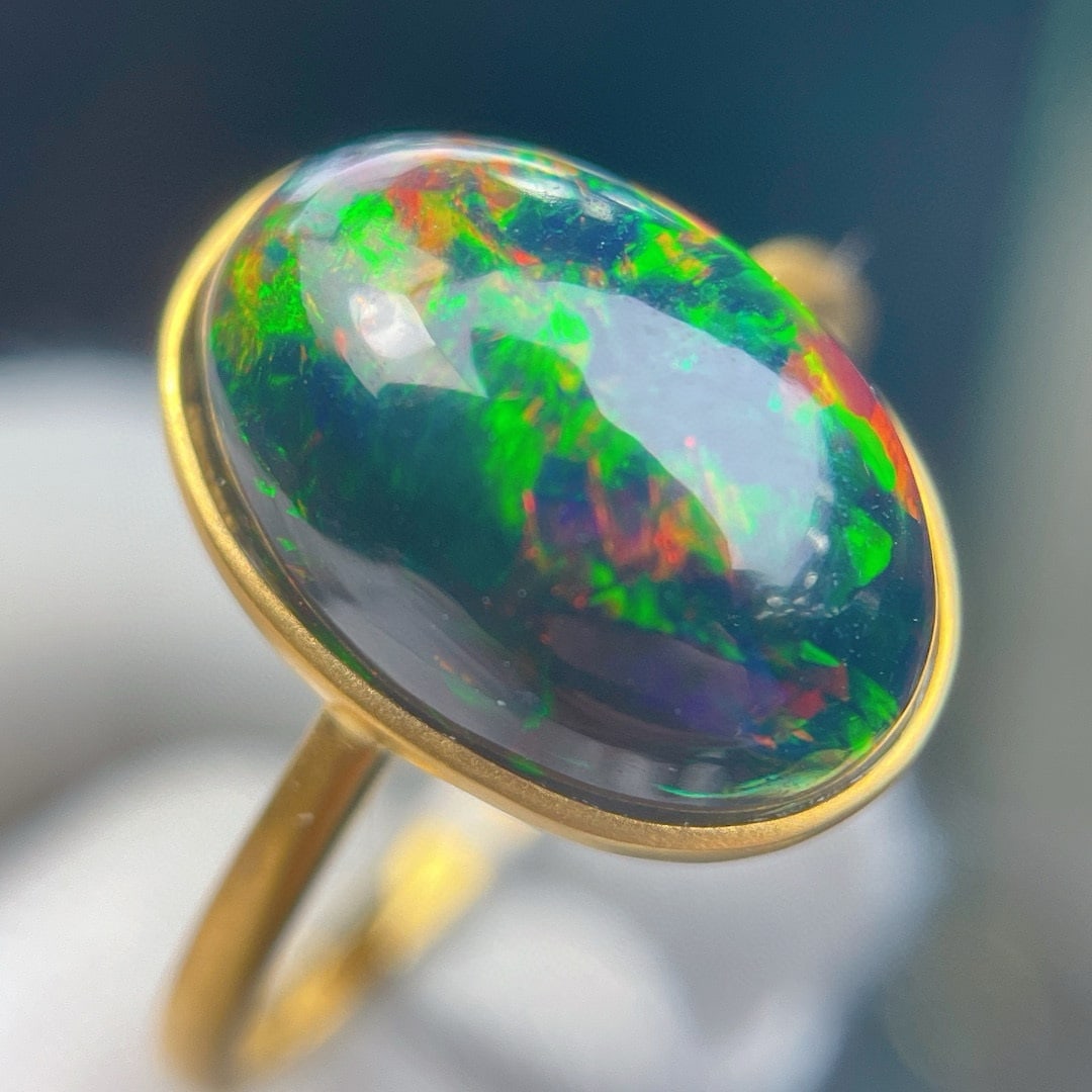 14k Gold 3.88 Ct Natural Opal Ring - 5