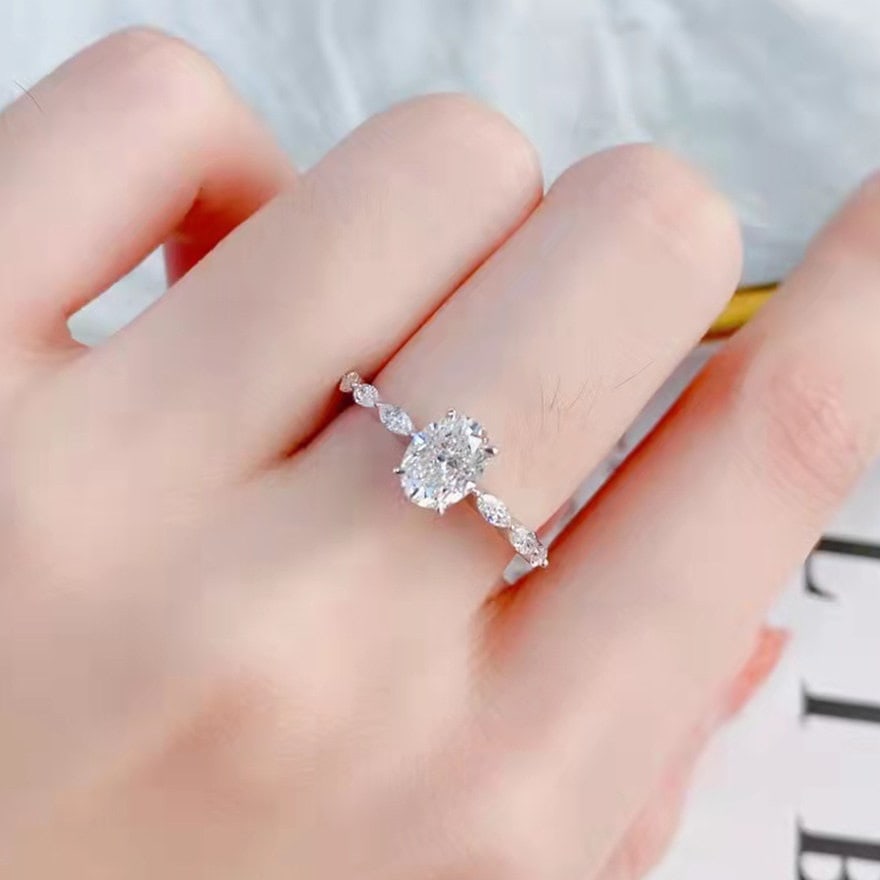 Gia Certified 14k Gold 0.30 Ct Natural G Vs2 Oval Diamond Ring - 3