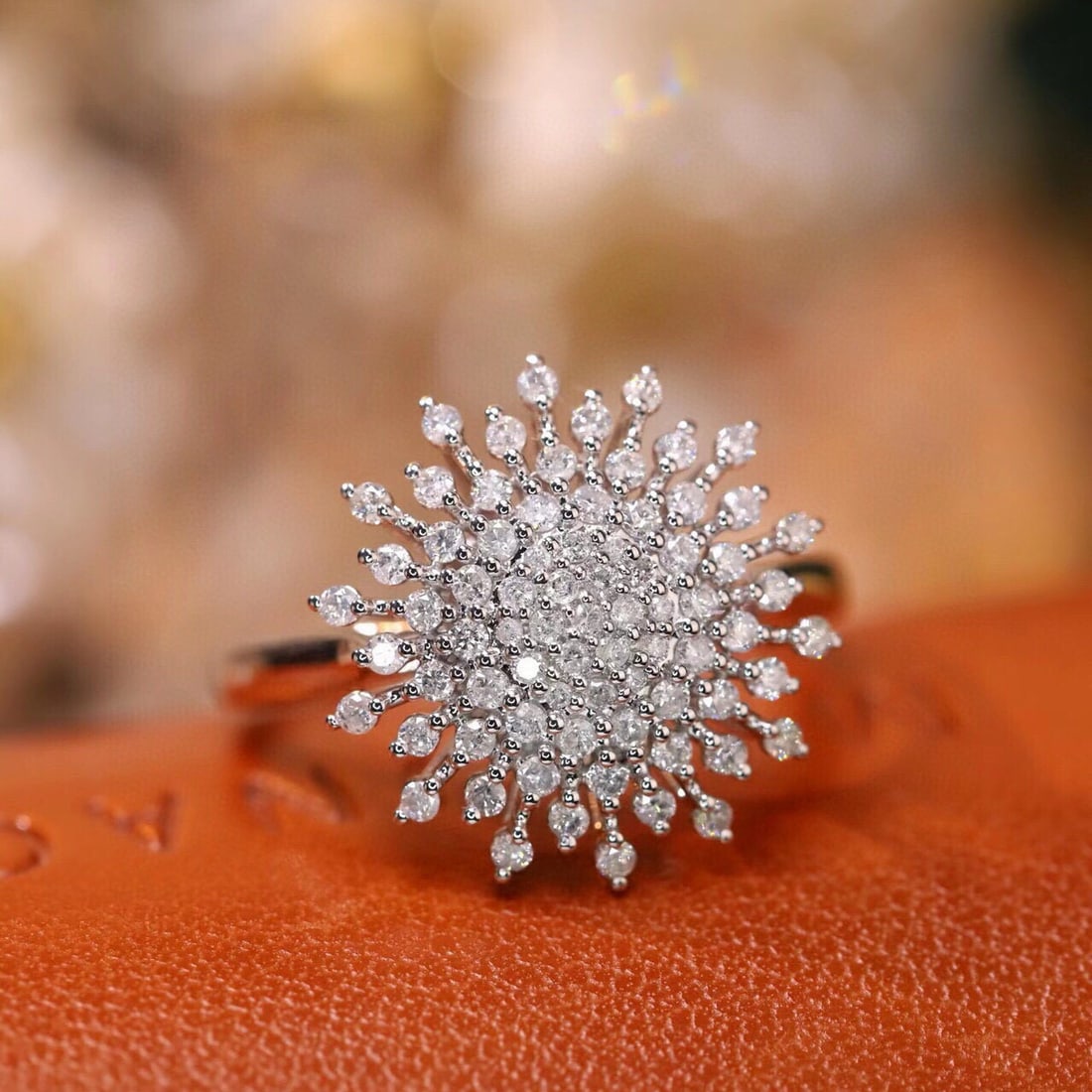 14k Gold 0.6 Ct Natural H Diamond Ring - 3