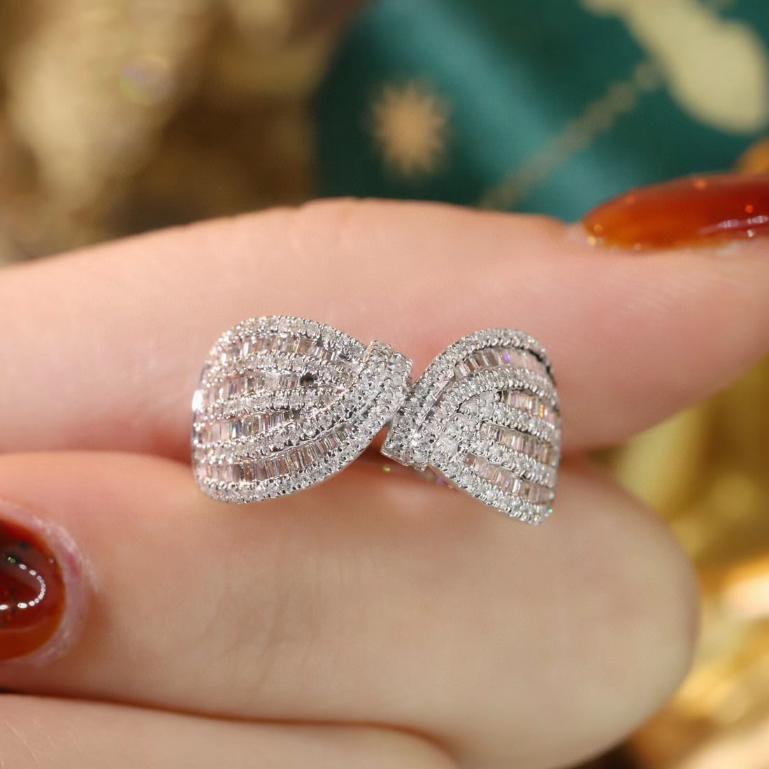 14k Gold 0.76 Ct Natural H Diamond Ring - 7