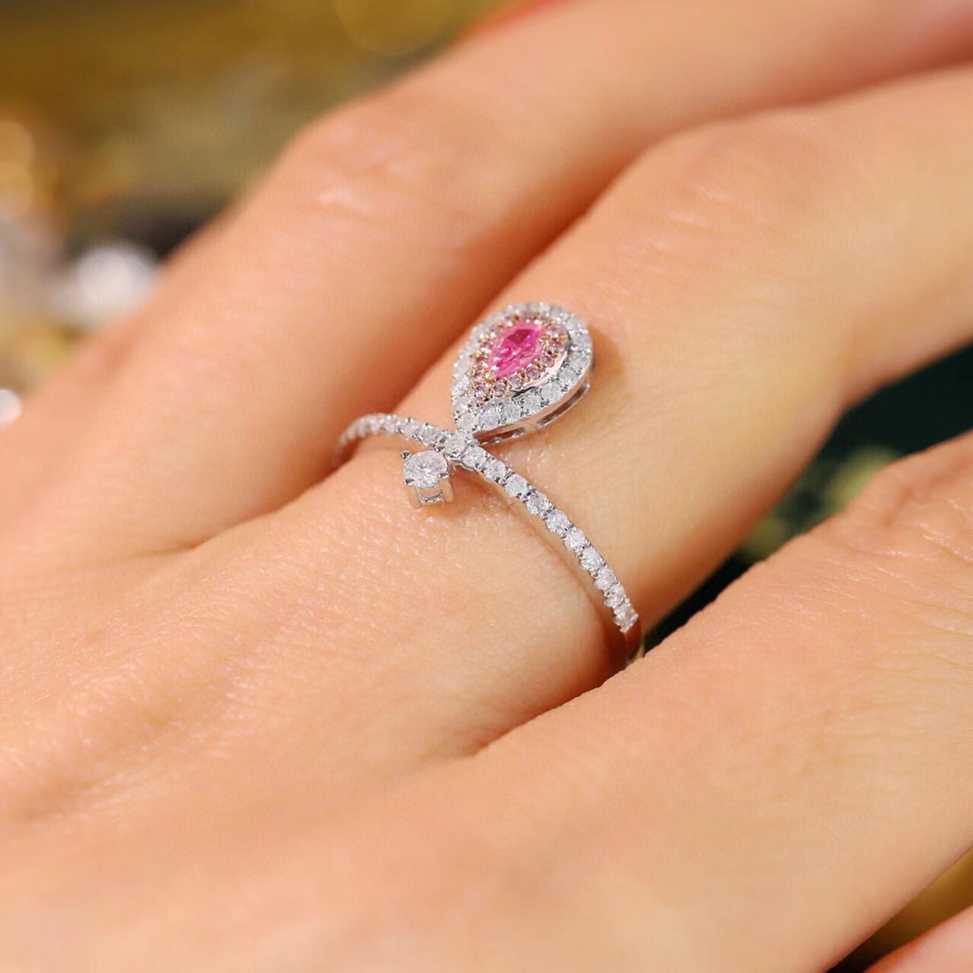 14k Gold 0.45 Ctw Natural Pink Diamond & Diamond Ring - 8