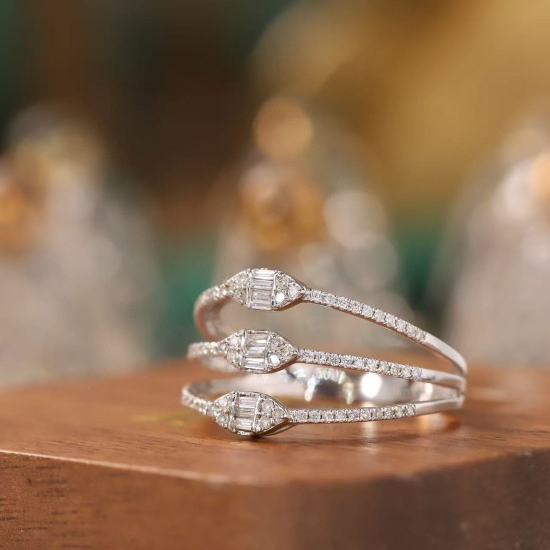 14k Gold 0.26 Ct Natural H Diamond Ring - 5