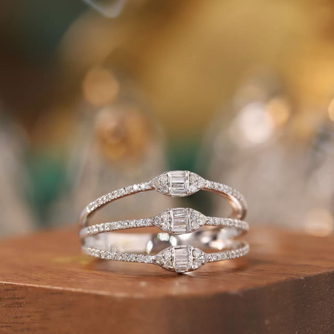 14k Gold 0.26 Ct Natural H Diamond Ring - 6