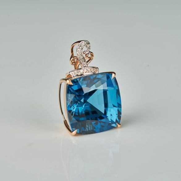 14k Gold 19.00 Ct Natural Topaz & Diamond Pendant( Without Chain ) - 7