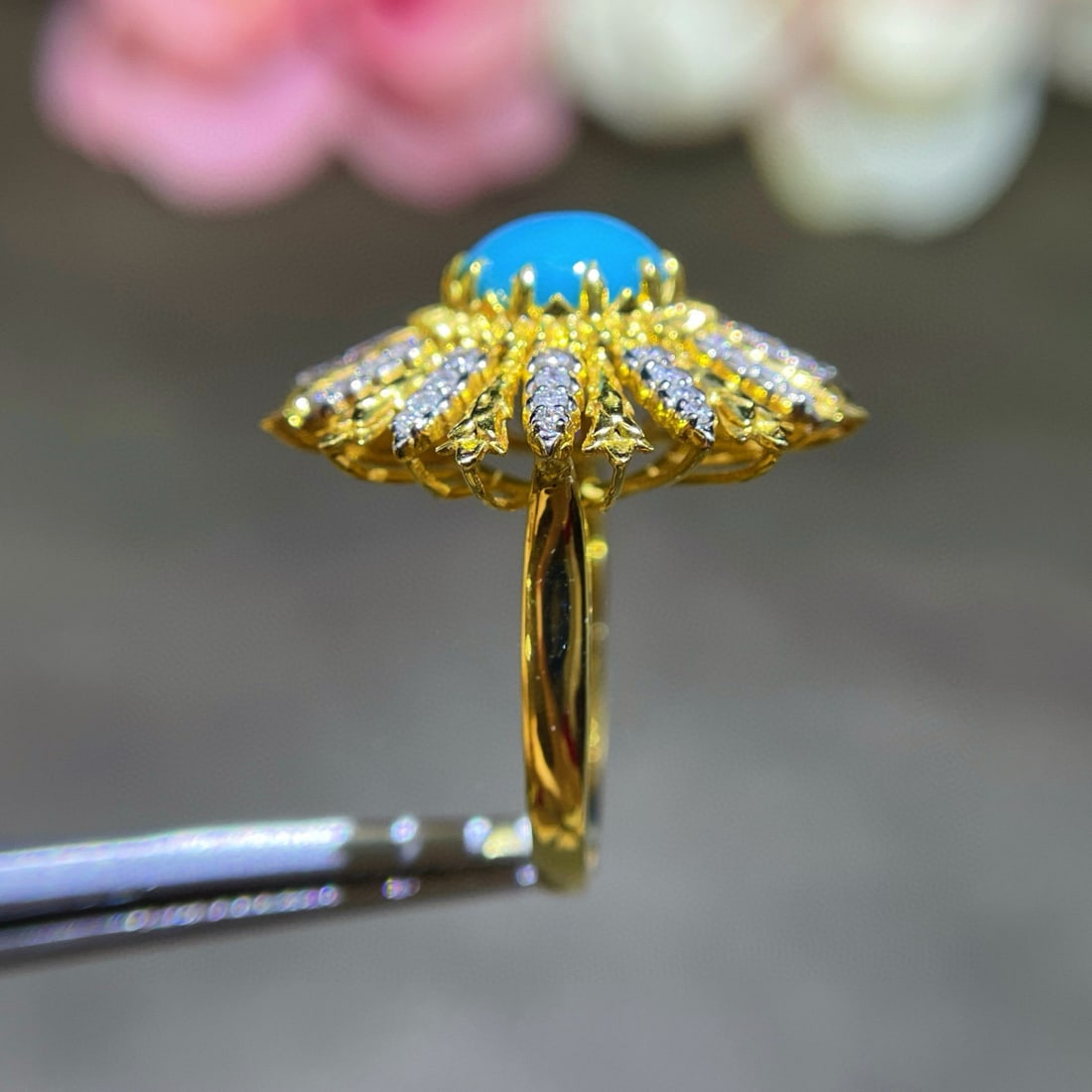 14k Gold 1.94 Ctw Natural Blue Turquoise & Diamond Ring - 4