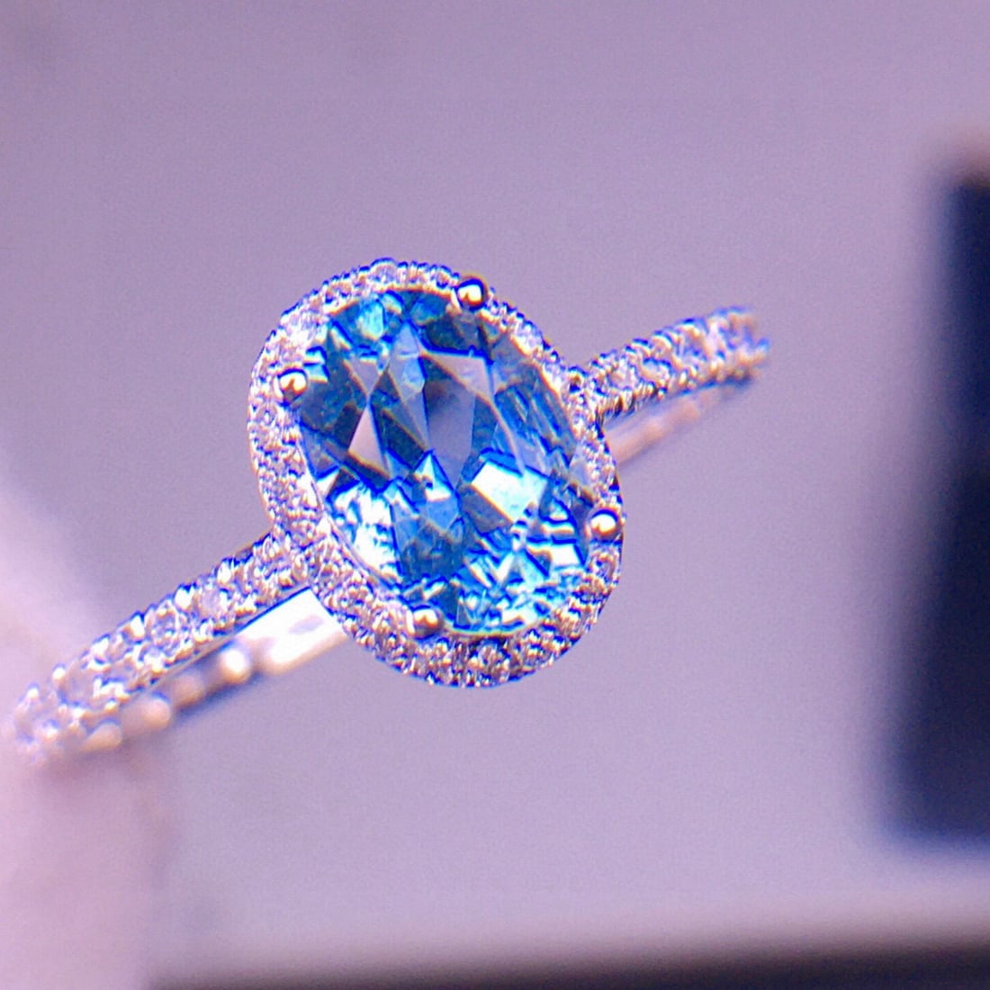 14k Gold 1.1 Ct Natural Aquamarine & Diamond Ring - 2